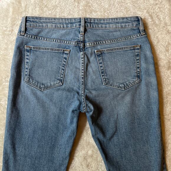 SLVRLAKE | Medium Wash Mid Rise Kick Flare Scarlett Style Jeans | Women's Sz 30 - Picture 4 of 10
